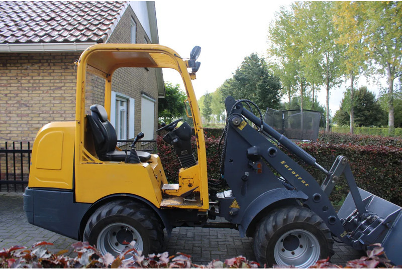 Eurotrac W12s - Pá carregadora: foto 2 Eurotrac W12s - Pá carregadora: foto 2