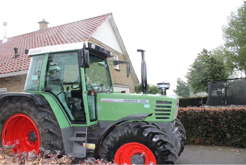 Fendt 308 Holland Farmer - Trator: foto 2 Fendt 308 Holland Farmer - Trator: foto 2