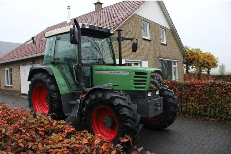 Fendt Farmer 307 C - Trator: foto 1 Fendt Farmer 307 C - Trator: foto 1