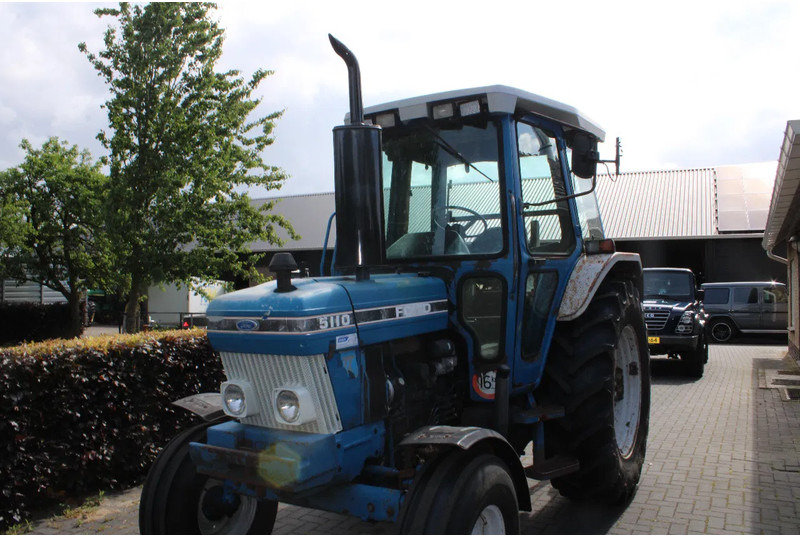 Ford 5110 - Trator: foto 5 Ford 5110 - Trator: foto 5