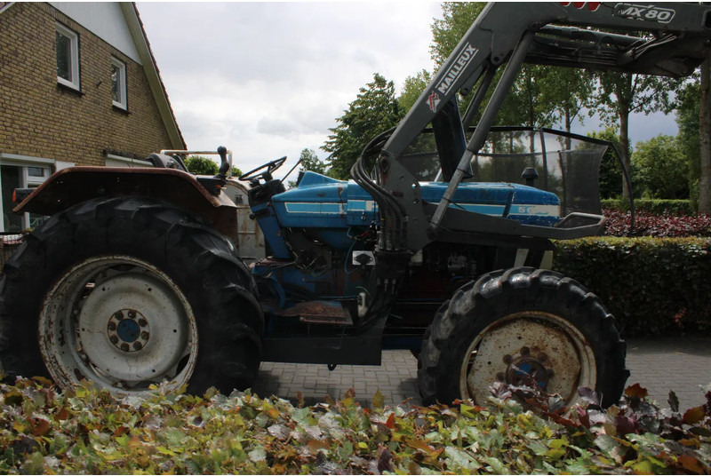 Ford 5610 met voorlader - Trator: foto 2 Ford 5610 met voorlader - Trator: foto 2