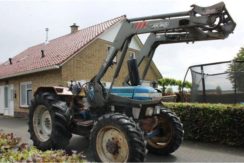 Ford 5610 met voorlader - Trator: foto 1 Ford 5610 met voorlader - Trator: foto 1