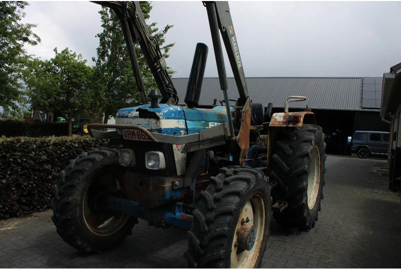 Ford 5610 met voorlader - Trator: foto 5 Ford 5610 met voorlader - Trator: foto 5