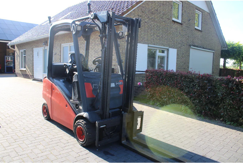 Linde H20D - Empilhador: foto 1 Linde H20D - Empilhador: foto 1