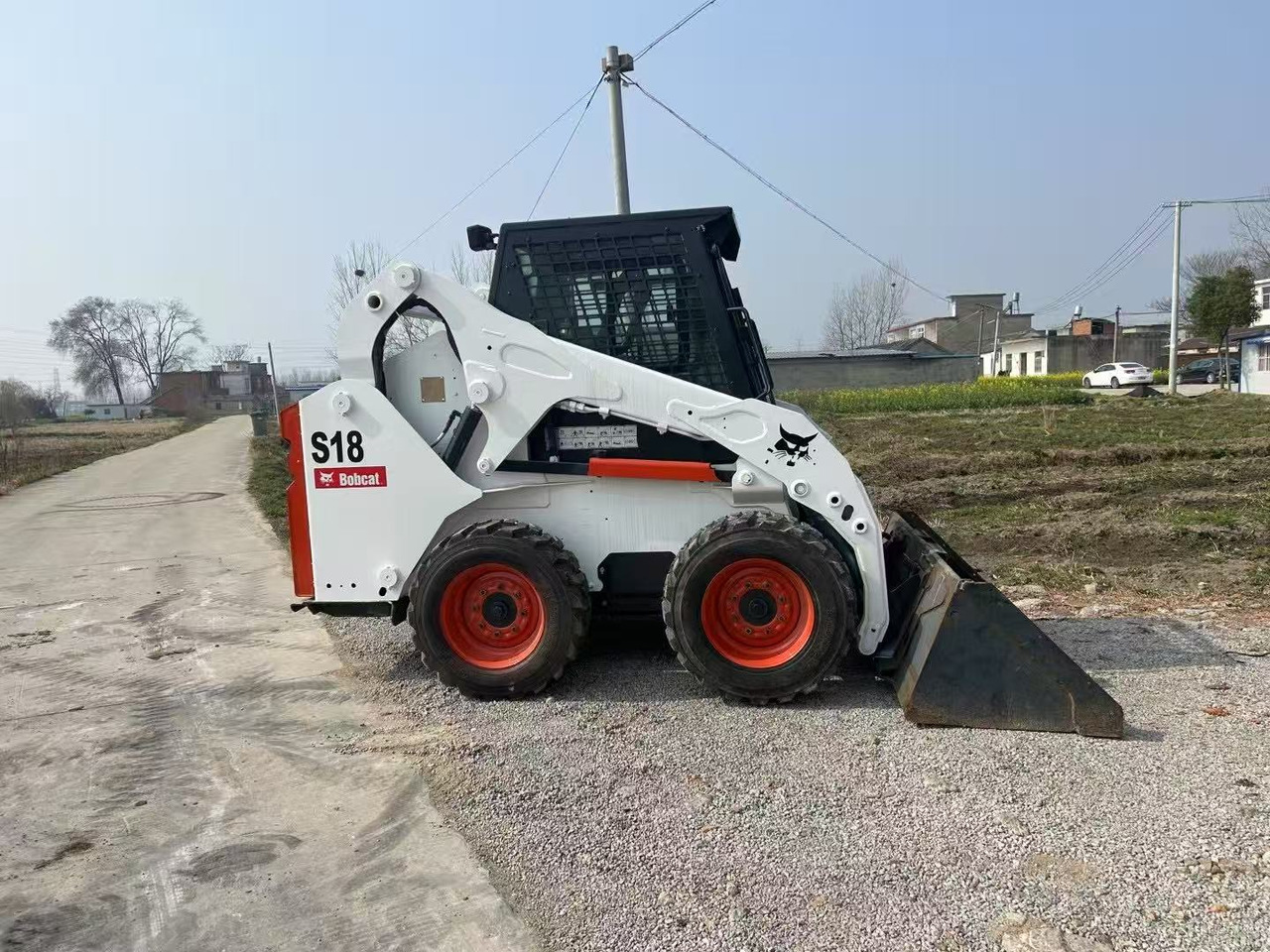 BOBCAT S18 - Mini pá carregadora: foto 3 BOBCAT S18 - Mini pá carregadora: foto 3