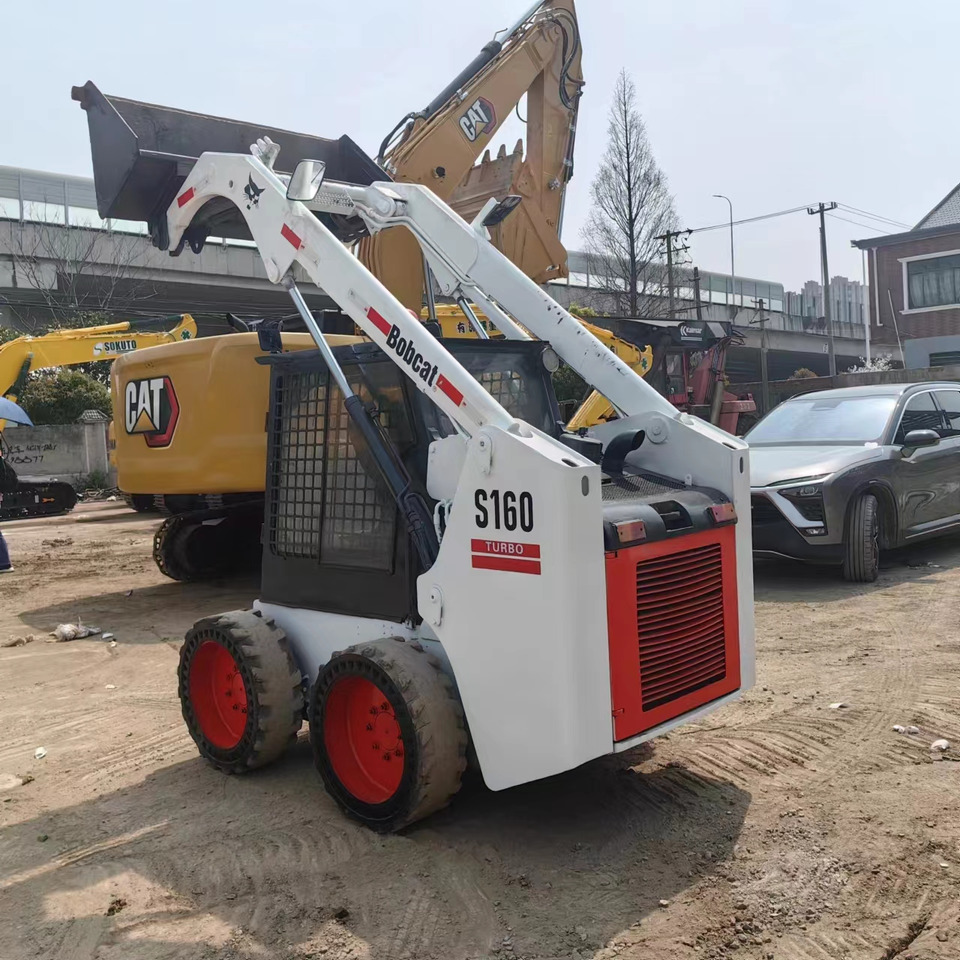 BOBCAT s160 - Mini pá carregadora: foto 4 BOBCAT s160 - Mini pá carregadora: foto 4