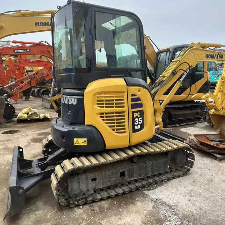 Best Quality Komatsu PC35mr Used Mini Excavator Earth-moving Machinery in Good Condition - Escavadora de rastos: foto 1 Best Quality Komatsu PC35mr Used Mini Excavator Earth-moving Machinery in Good Condition - Escavadora de rastos: foto 1
