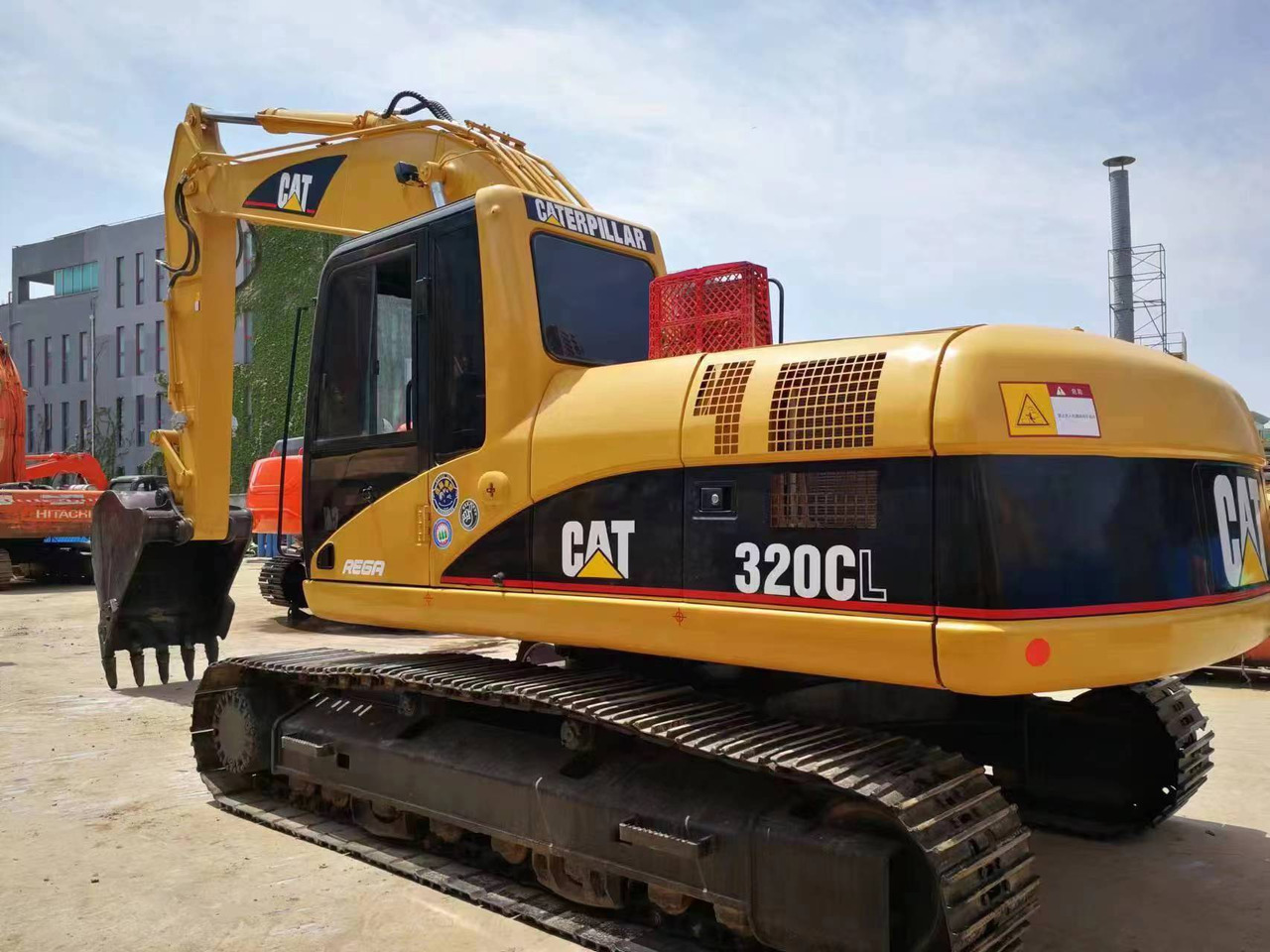 CATERPILLAR 320c - Escavadora de rastos: foto 1 CATERPILLAR 320c - Escavadora de rastos: foto 1