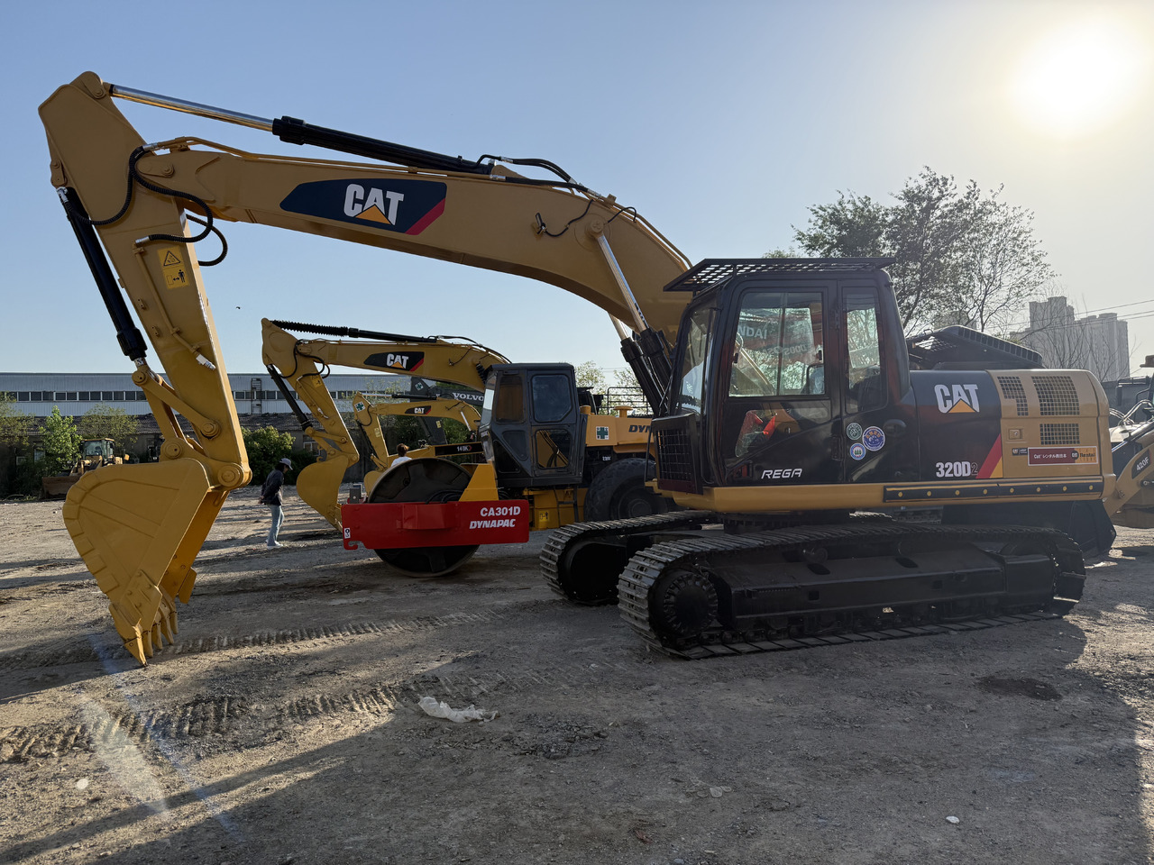 CATERPILLAR 320d - Escavadora de rastos: foto 5 CATERPILLAR 320d - Escavadora de rastos: foto 5