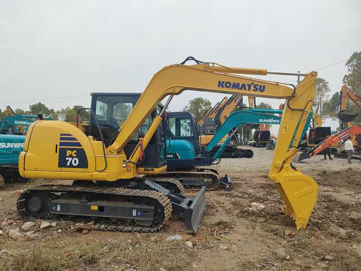 Cheap Used Komatsu PC70-8 Crawler Excavator with High Efficiency Used Heavy Machinery Komatsu PC70-8 Digger Cheap for Sale - Escavadora de rastos: foto 5 Cheap Used Komatsu PC70-8 Crawler Excavator with High Efficiency Used Heavy Machinery Komatsu PC70-8 Digger Cheap for Sale - Escavadora de rastos: foto 5
