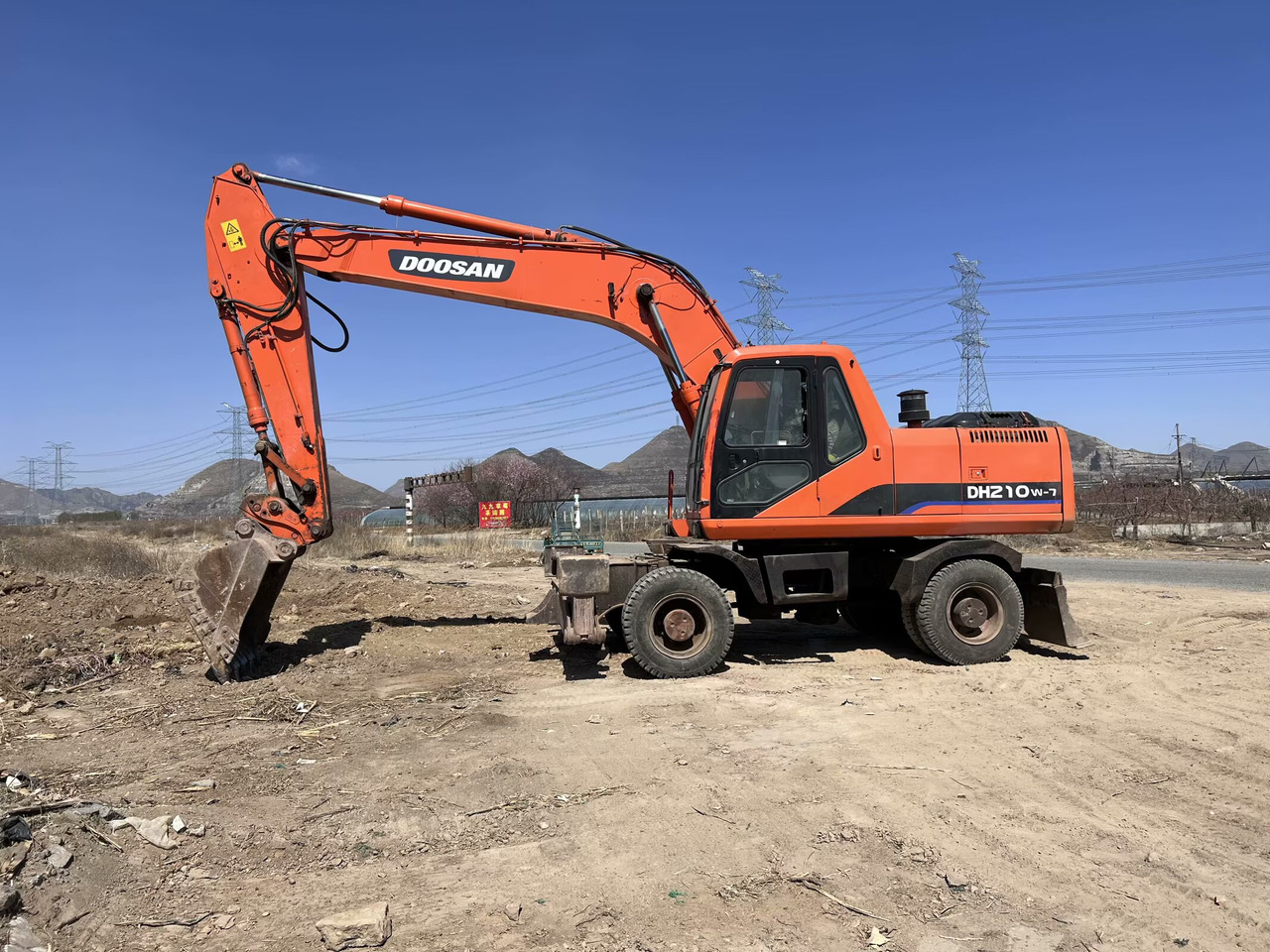 Escavadeira de rodas DOOSAN 210w-7 [ Copy ] [ Copy ]: foto 13