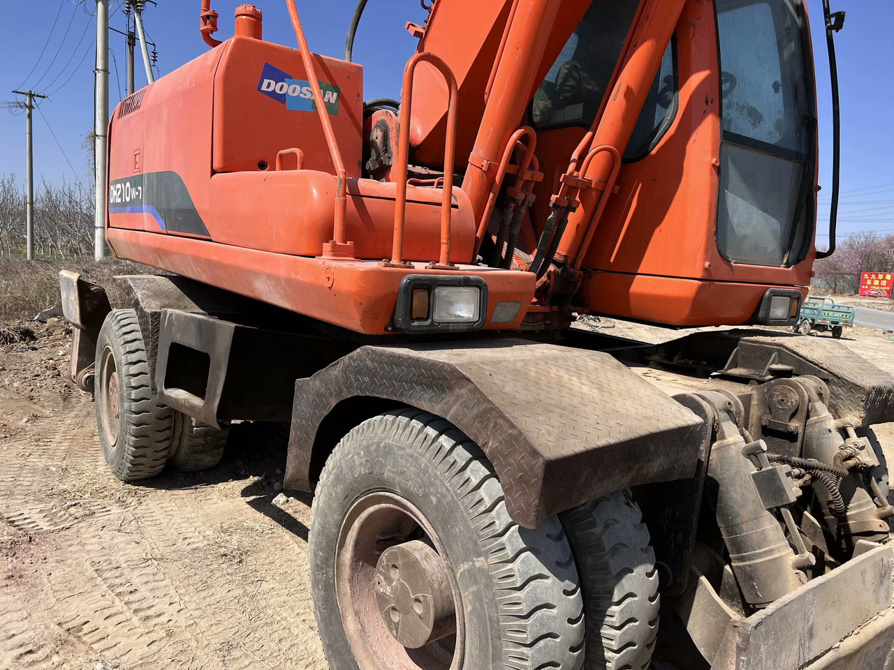 Escavadeira de rodas DOOSAN 210w-7 [ Copy ] [ Copy ]: foto 6
