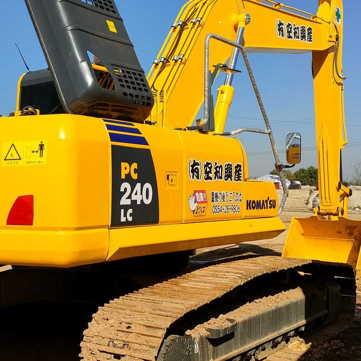 Japan Made Komatsupc240 Excavator , 60ton 70ton 80ton 90ton Digger , Original komatsu Excavator Machinery - Escavadeira: foto 1 Japan Made Komatsupc240 Excavator , 60ton 70ton 80ton 90ton Digger , Original komatsu Excavator Machinery - Escavadeira: foto 1
