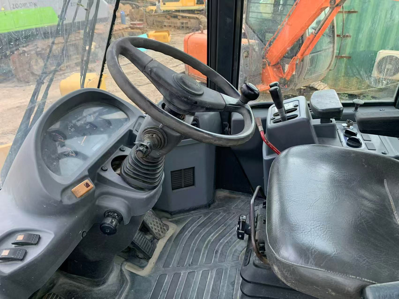 Pá carregadora KOMATSU wa320-5 [ Copy ] [ Copy ]: foto 9