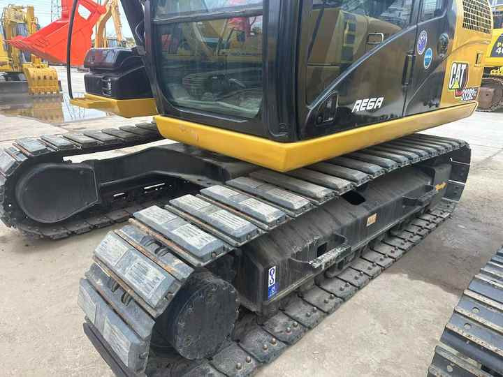 Low Working Time CAT 312D2 Excavator Caterpillar Used 15ton Cat312D2 No Reviews yet - Escavadora de rastos: foto 4 Low Working Time CAT 312D2 Excavator Caterpillar Used 15ton Cat312D2 No Reviews yet - Escavadora de rastos: foto 4