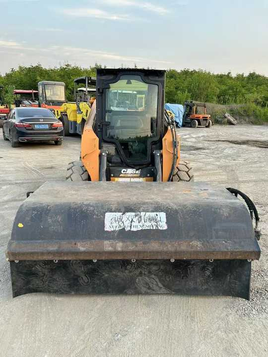 Used CASE 250 Skid Stree Loader Second Hand Machine Popular Brand case Hydraulic Machinery - Mini pá carregadora: foto 2 Used CASE 250 Skid Stree Loader Second Hand Machine Popular Brand case Hydraulic Machinery - Mini pá carregadora: foto 2