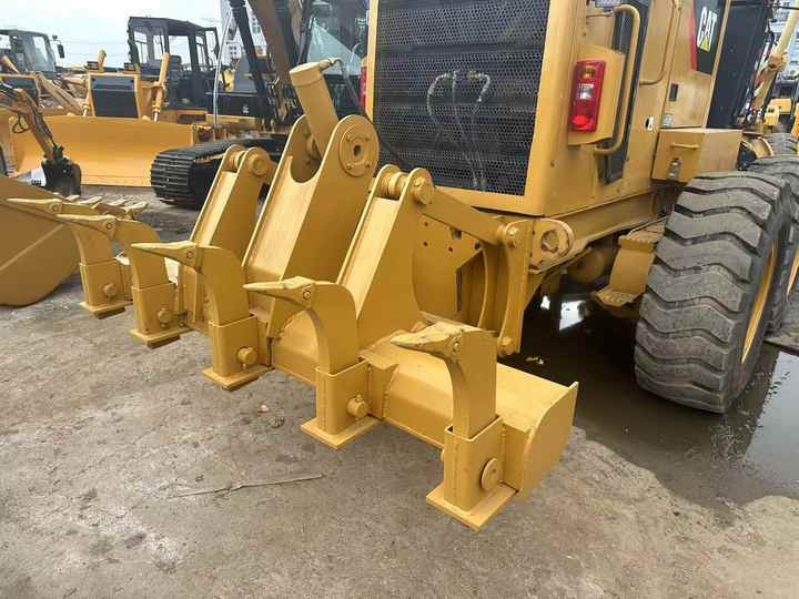 Used Caterpillar CAT 140k Land Road Motor Grader CAT140k Used Grader Cheap Price for Sale - Motoniveladora: foto 2 Used Caterpillar CAT 140k Land Road Motor Grader CAT140k Used Grader Cheap Price for Sale - Motoniveladora: foto 2