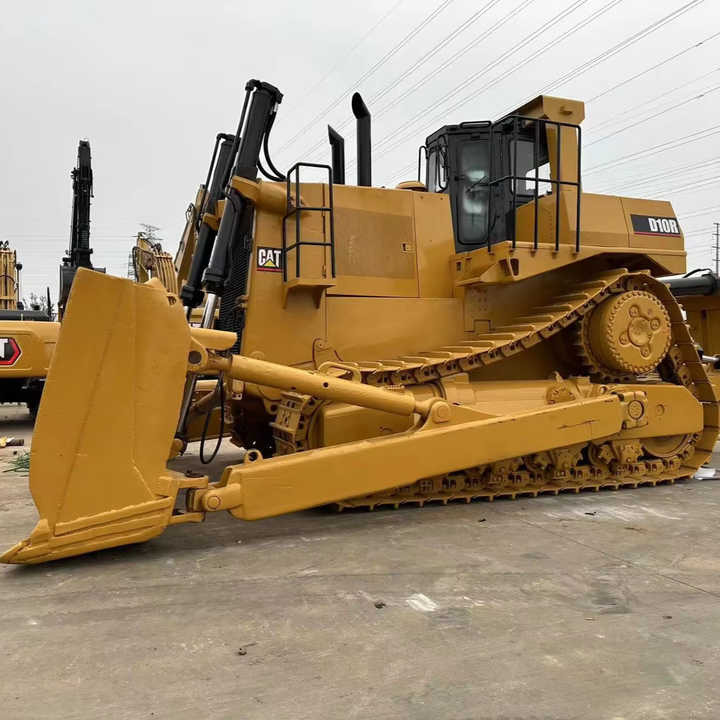 Used Caterpillar D10R Large Crawler Bulldozer Superior Performance Running Working Condition CAT D10R Bulldozer Hot Sale - Buldôzer: foto 1 Used Caterpillar D10R Large Crawler Bulldozer Superior Performance Running Working Condition CAT D10R Bulldozer Hot Sale - Buldôzer: foto 1