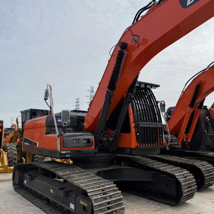 Used Digger Doosan DX225LC-9T Construction Machinery Construction Digger Used Doosan DX225LC-9T Cheap Excavator - Escavadora de rastos: foto 1 Used Digger Doosan DX225LC-9T Construction Machinery Construction Digger Used Doosan DX225LC-9T Cheap Excavator - Escavadora de rastos: foto 1