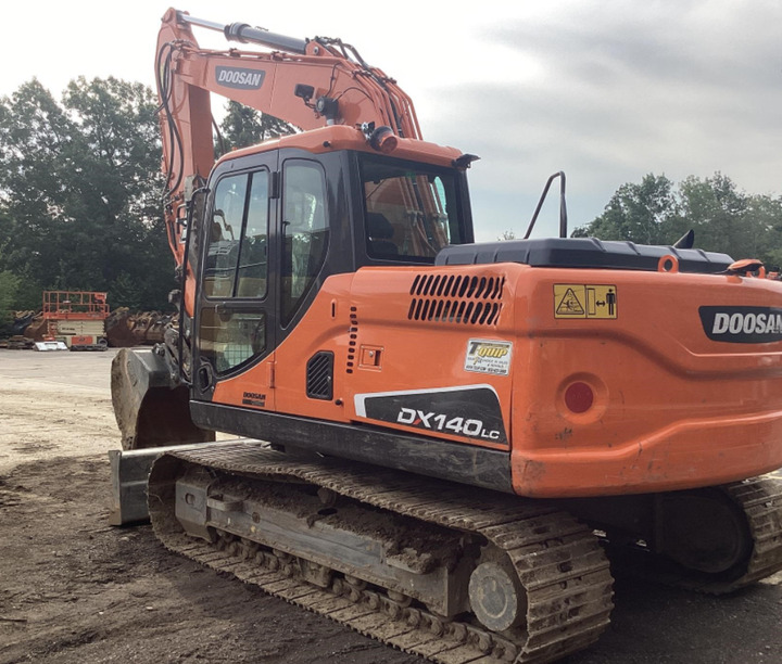 Used Excavator Doosan DX140 Excavators Mini Equipment Earth Moving Machinery Doosan Digger Excavator for Sale - Escavadora de rastos: foto 5 Used Excavator Doosan DX140 Excavators Mini Equipment Earth Moving Machinery Doosan Digger Excavator for Sale - Escavadora de rastos: foto 5