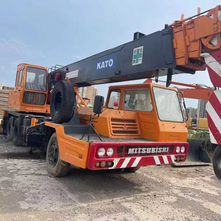 Used Heavy Construction Equipment kato 25 Tons Second Hand Mobile Crane Used Machine Hot Sale - Grua móvel: foto 1 Used Heavy Construction Equipment kato 25 Tons Second Hand Mobile Crane Used Machine Hot Sale - Grua móvel: foto 1
