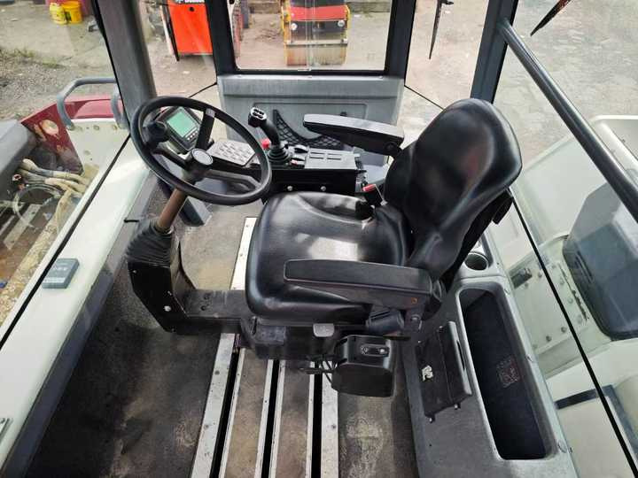Used Original Dynapac CC5200 Double Drum Vibratory Roller Dynapac 5200 15 Tons Compactor Roller Road Machinery on Sale - Compactador de asfalto: foto 5 Used Original Dynapac CC5200 Double Drum Vibratory Roller Dynapac 5200 15 Tons Compactor Roller Road Machinery on Sale - Compactador de asfalto: foto 5