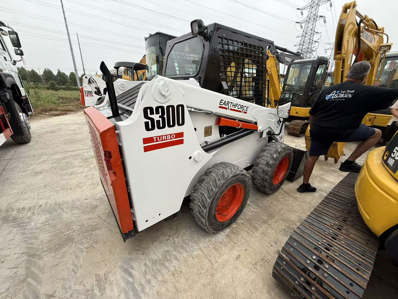 Bobcat s300 - Mini pá carregadora: foto 5 Bobcat s300 - Mini pá carregadora: foto 5