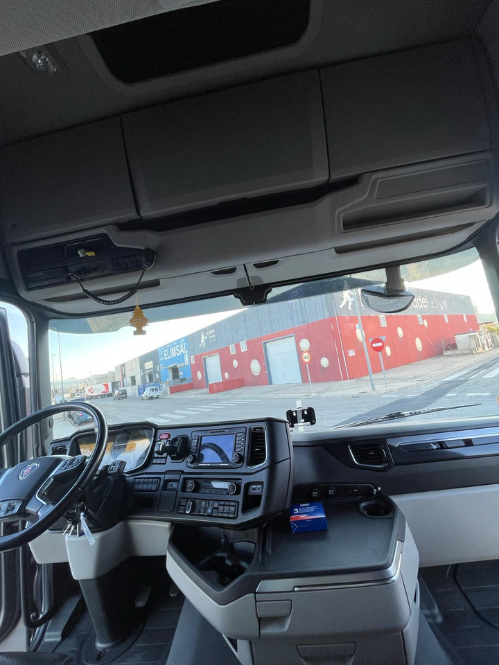 Scania S500 - Camião transporte de veículos: foto 4 Scania S500 - Camião transporte de veículos: foto 4