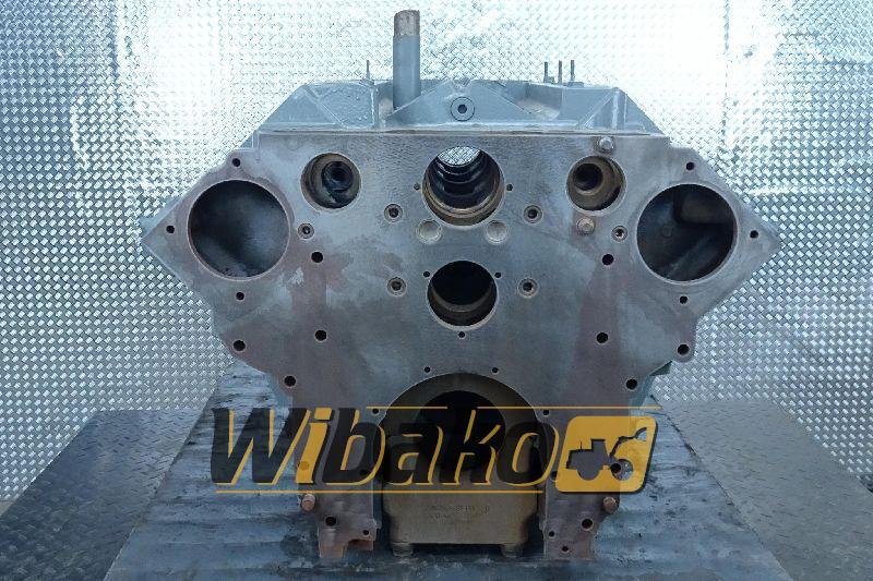Block Engine / Motor Deutz TCD2015 V08 04612814/04262785R - Bloco do motor para Máquina de construção: foto 2 Block Engine / Motor Deutz TCD2015 V08 04612814/04262785R - Bloco do motor para Máquina de construção: foto 2
