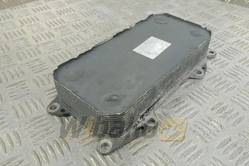 Deutz 04254426 - Radiador de óleo para Máquina de construção: foto 1 Deutz 04254426 - Radiador de óleo para Máquina de construção: foto 1