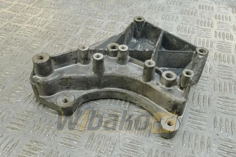 Deutz 04901808 - Alternador para Máquina de construção: foto 1 Deutz 04901808 - Alternador para Máquina de construção: foto 1