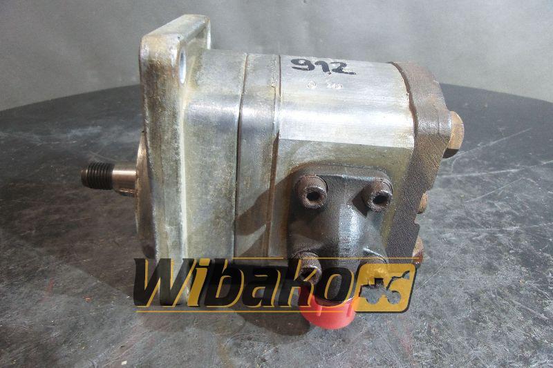 Hydraulic motor Bosch 0511445001/1517221062 - Motor hidráulico para Máquina de construção: foto 1 Hydraulic motor Bosch 0511445001/1517221062 - Motor hidráulico para Máquina de construção: foto 1