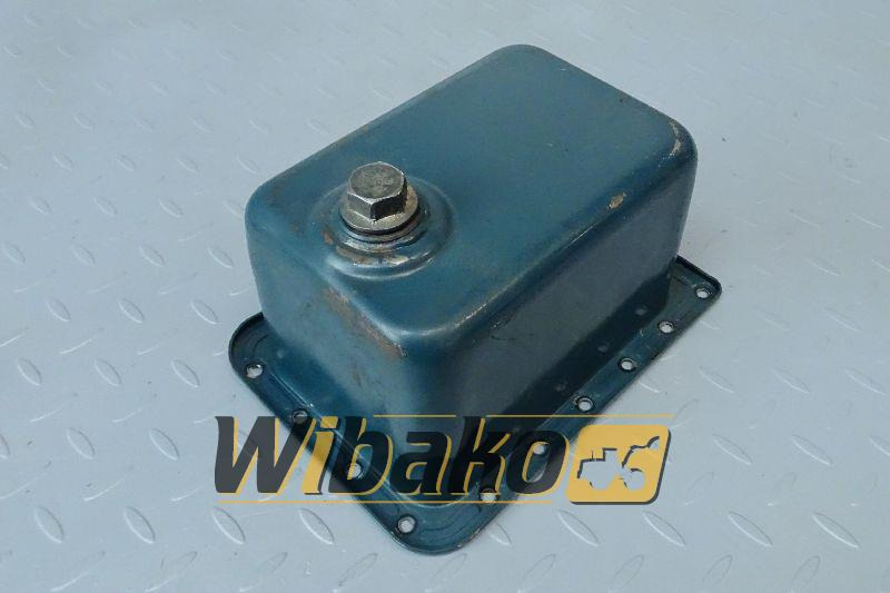 Oil sump for engine Kubota D722 - Cárter de óleo para Máquina de construção: foto 1 Oil sump for engine Kubota D722 - Cárter de óleo para Máquina de construção: foto 1