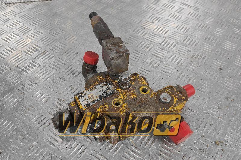 Valves set Volvo 811 4821801 - Válvula hidráulica para Máquina de construção: foto 1 Valves set Volvo 811 4821801 - Válvula hidráulica para Máquina de construção: foto 1