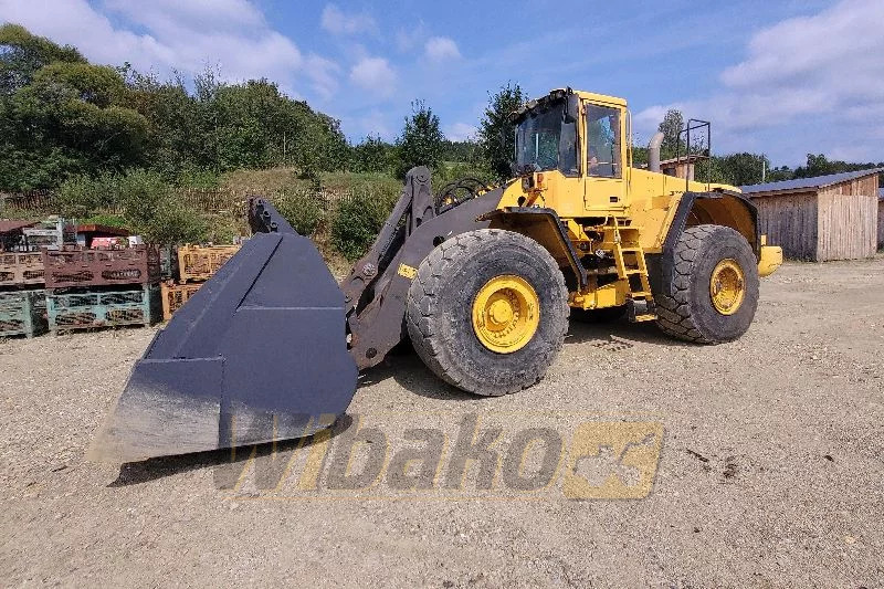 Volvo L220E - Pá carregadora de rodas: foto 1 Volvo L220E - Pá carregadora de rodas: foto 1