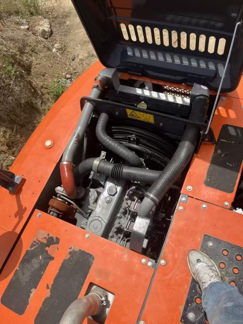 HITACHI ZX120 - Escavadora de rastos: foto 4 HITACHI ZX120 - Escavadora de rastos: foto 4