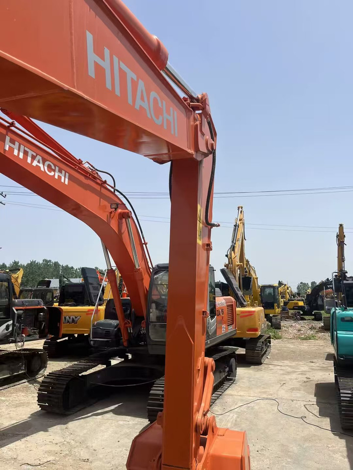 HITACHI ZX130 - Escavadora de rastos: foto 1 HITACHI ZX130 - Escavadora de rastos: foto 1