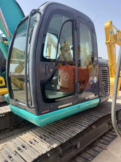KOBELCO 135SR - Escavadora de rastos: foto 5 KOBELCO 135SR - Escavadora de rastos: foto 5