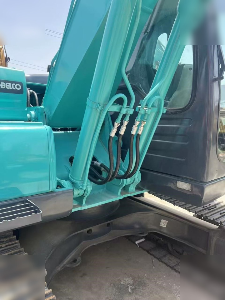Escavadora de rastos KOBELCO SK130 LC: foto 11