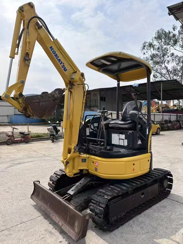 KOMATSU 2-ton - Mini escavadeira: foto 3 KOMATSU 2-ton - Mini escavadeira: foto 3