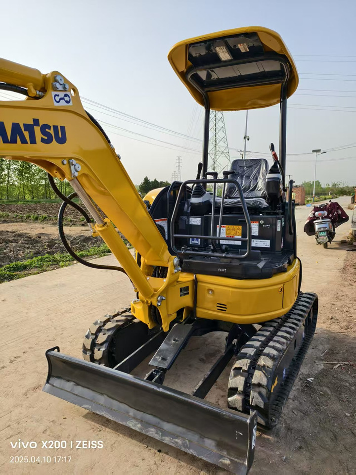 KOMATSU 20MR - Mini escavadeira: foto 4 KOMATSU 20MR - Mini escavadeira: foto 4