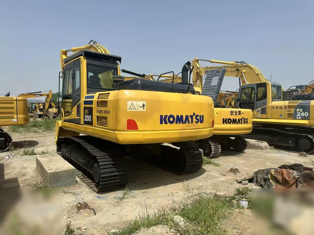 KOMATSU PC200-8 - Escavadora de rastos: foto 3 KOMATSU PC200-8 - Escavadora de rastos: foto 3