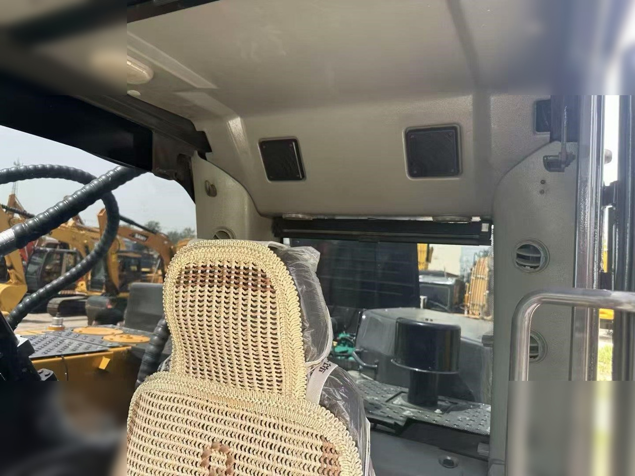 VOLVO EC300 - Escavadora de rastos: foto 2 VOLVO EC300 - Escavadora de rastos: foto 2