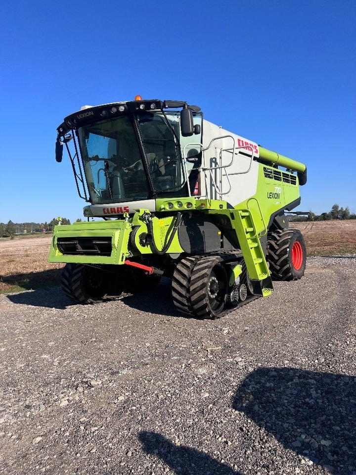 Claas Lexion 770 TT - Ceifeira debulhadora: foto 1 Claas Lexion 770 TT - Ceifeira debulhadora: foto 1