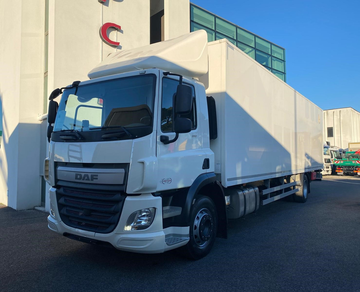 DAF 310 FA - Camião furgão: foto 1 DAF 310 FA - Camião furgão: foto 1