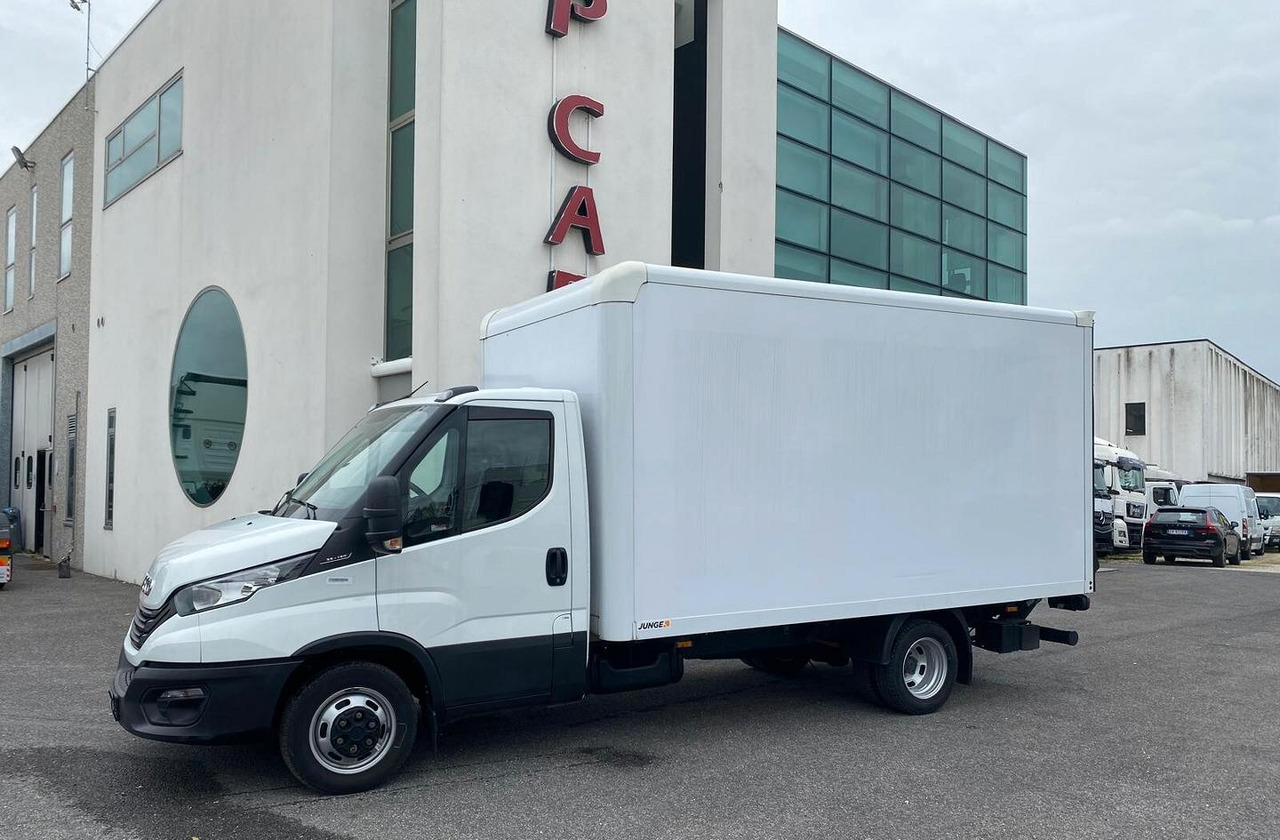 IVECO DAILY 35C16 EURO 6 FURGONE SPONDA POSTERIORE - Carrinha de contentor: foto 1 IVECO DAILY 35C16 EURO 6 FURGONE SPONDA POSTERIORE - Carrinha de contentor: foto 1