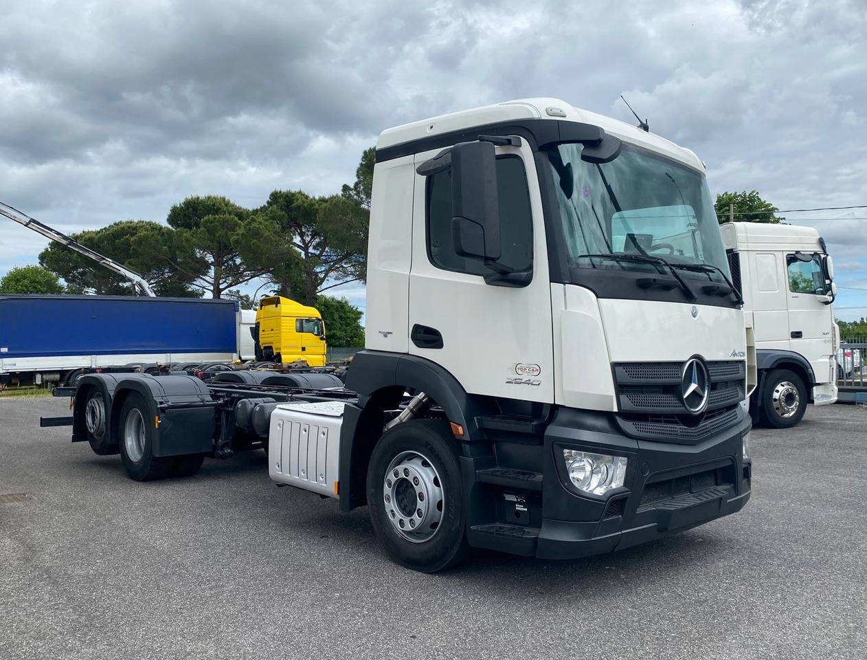 MERCEDES-BENZ ANTOS 25.40 - Camião chassi: foto 3 MERCEDES-BENZ ANTOS 25.40 - Camião chassi: foto 3