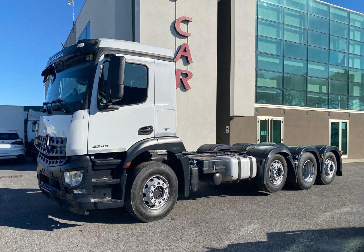 MERCEDES-BENZ AROCS 32.43 - Camião chassi: foto 5 MERCEDES-BENZ AROCS 32.43 - Camião chassi: foto 5