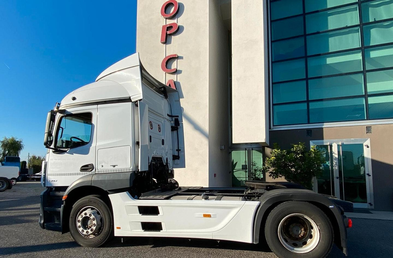 MERCEDES ACTROS 18.40 TRATTORE STRADALE EURO 6 - Máquina de outro: foto 3 MERCEDES ACTROS 18.40 TRATTORE STRADALE EURO 6 - Máquina de outro: foto 3