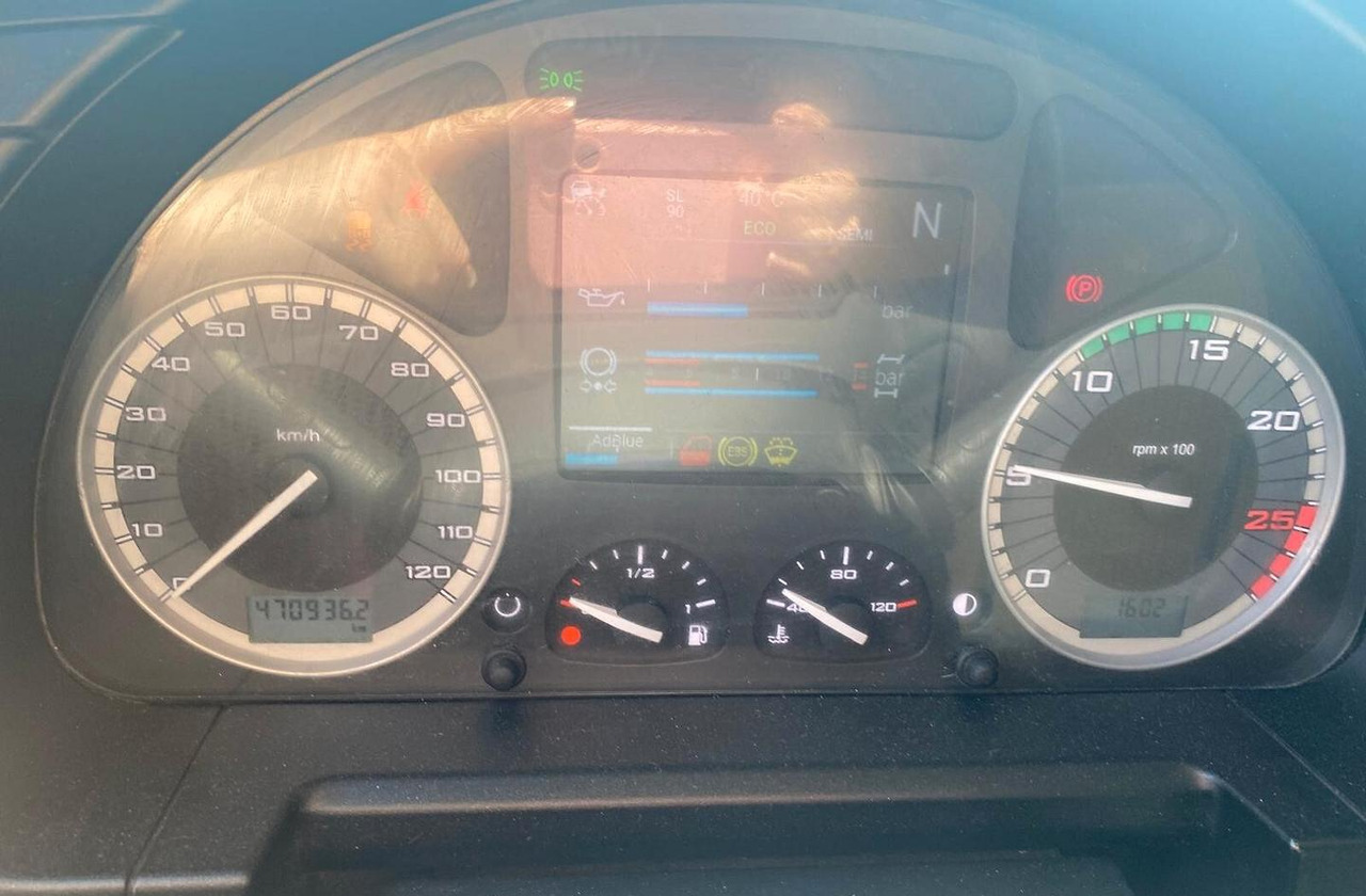 IVECO S-WAY 480 TRATTORE STRADALE FULL PNEUMATICO - Tractor: foto 5 IVECO S-WAY 480 TRATTORE STRADALE FULL PNEUMATICO - Tractor: foto 5